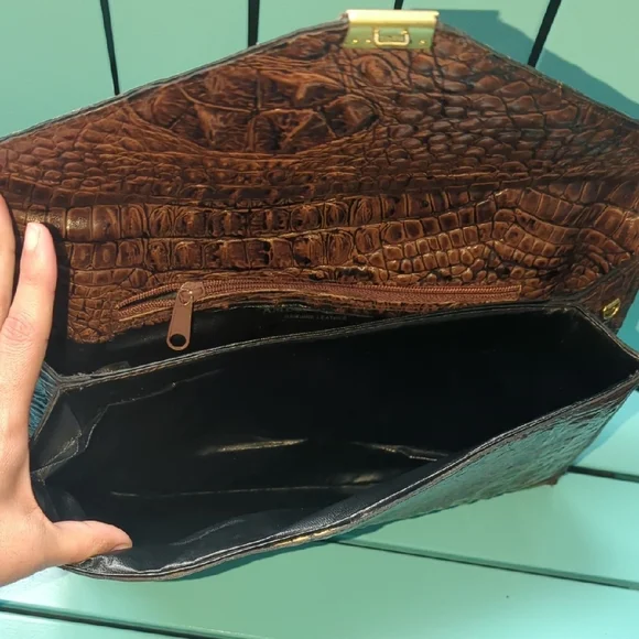 Vintage Brown Crocodile Embossed Handbag 60s - Picture 9 of 13